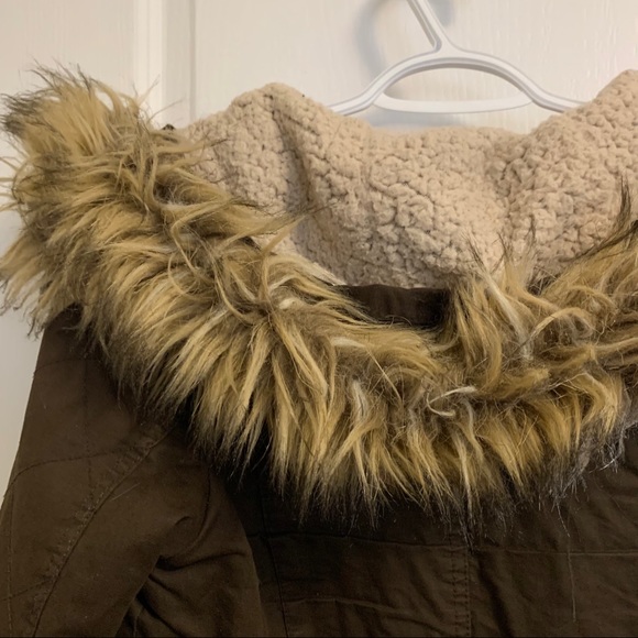 Suzy Shier Winter Jacket - Picture 6 of 10